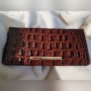Brahmin wallet